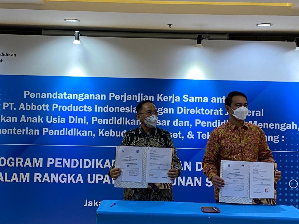 Penandatanganan Perjanjian Kerja Sama antara PT. Abbott Products Indonesia dengan Ditjen PAUD Dikdasmen